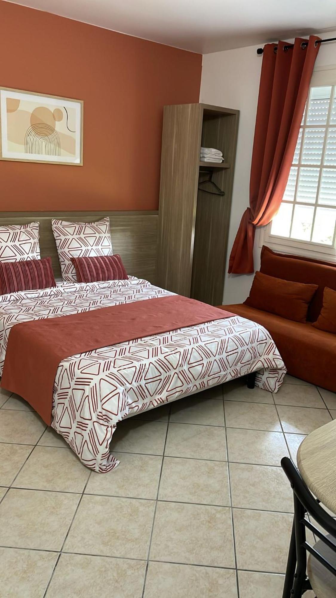 Appartement 4 , Disneyland - Parking Gratuit - Maison Des Platanes Meaux Eksteriør bilde